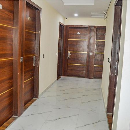 Fabhotel The Golf Inn Noida Zewnętrze zdjęcie