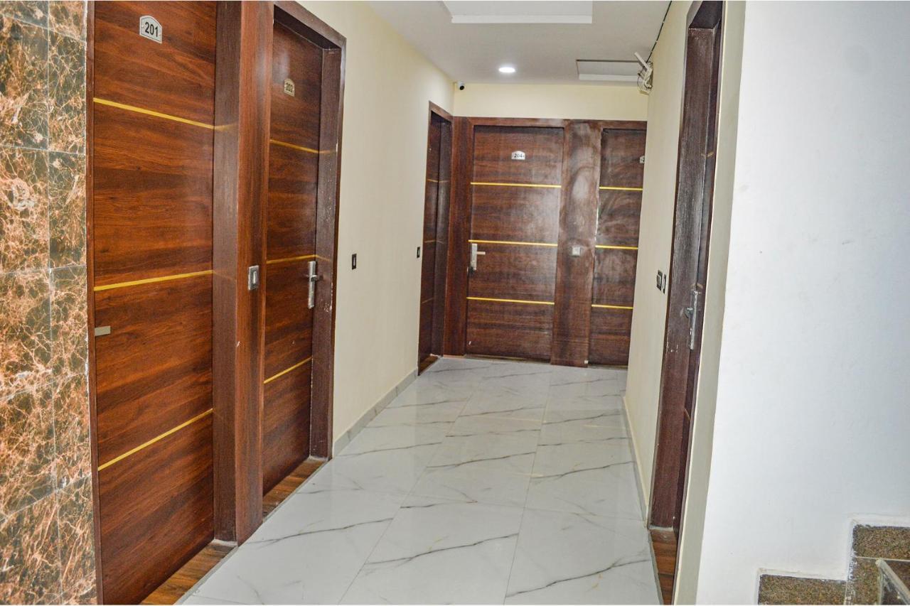 Fabhotel The Golf Inn Noida Zewnętrze zdjęcie