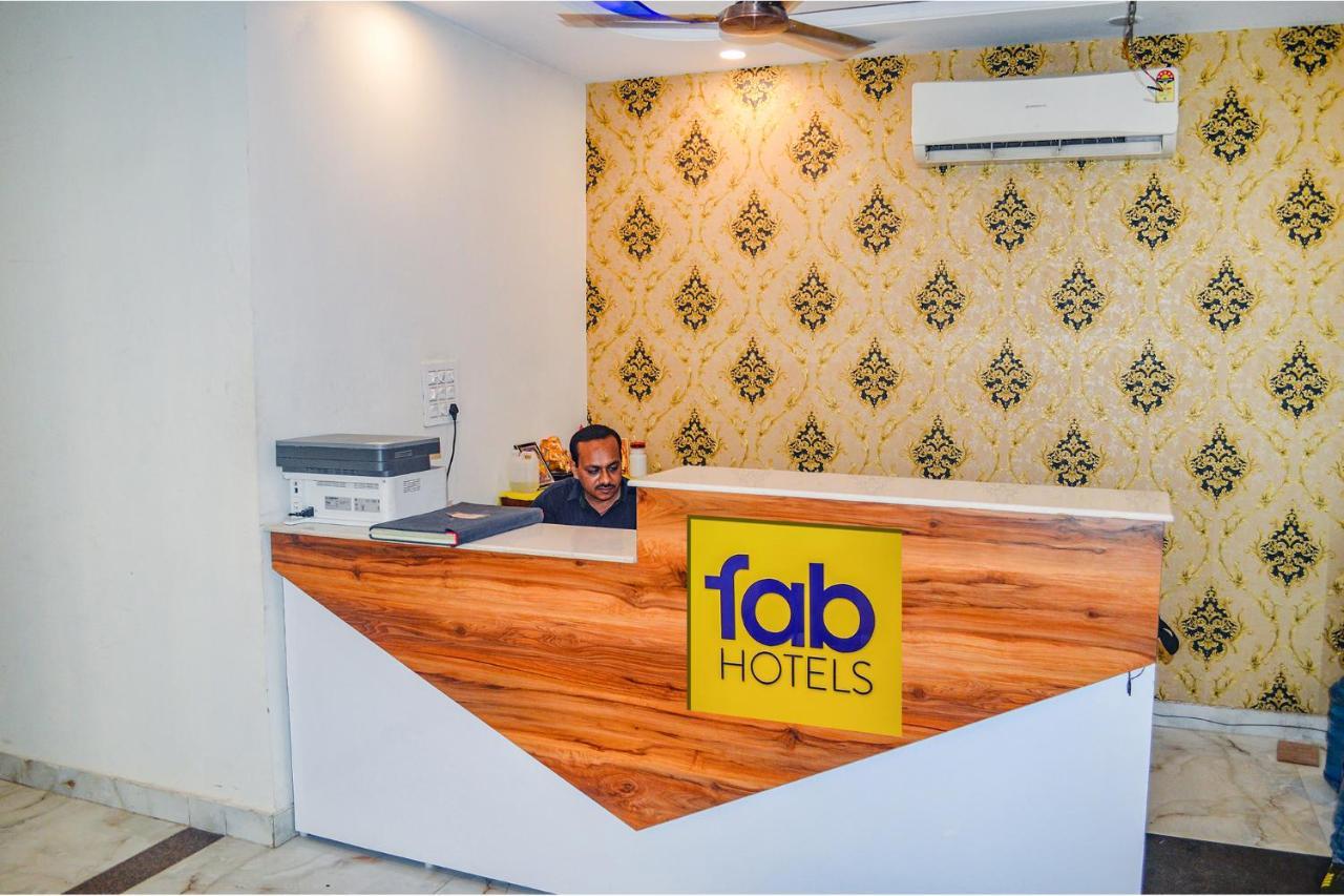 Fabhotel The Golf Inn Noida Zewnętrze zdjęcie